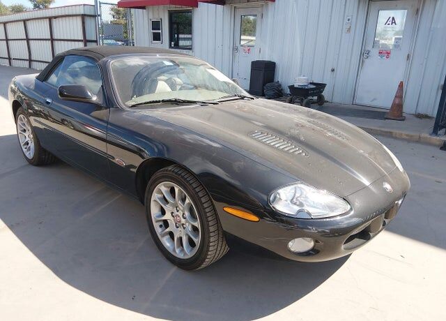 2002 JAGUAR XKR