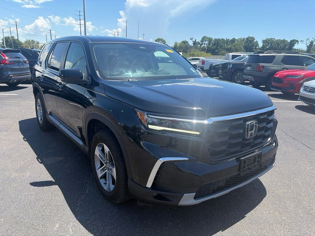 2025 HONDA Pilot