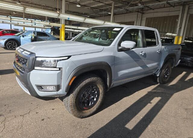 2026 NISSAN Frontier