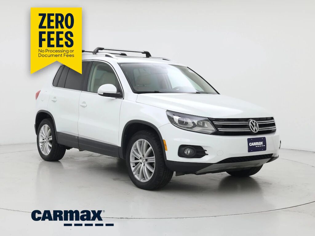 2016 VOLKSWAGEN Tiguan
