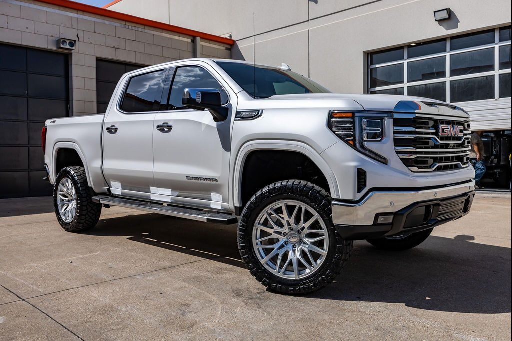 2024 GMC Sierra