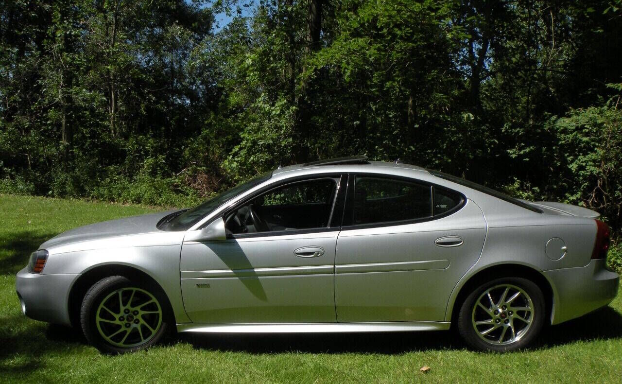 2005 PONTIAC Grand Prix
