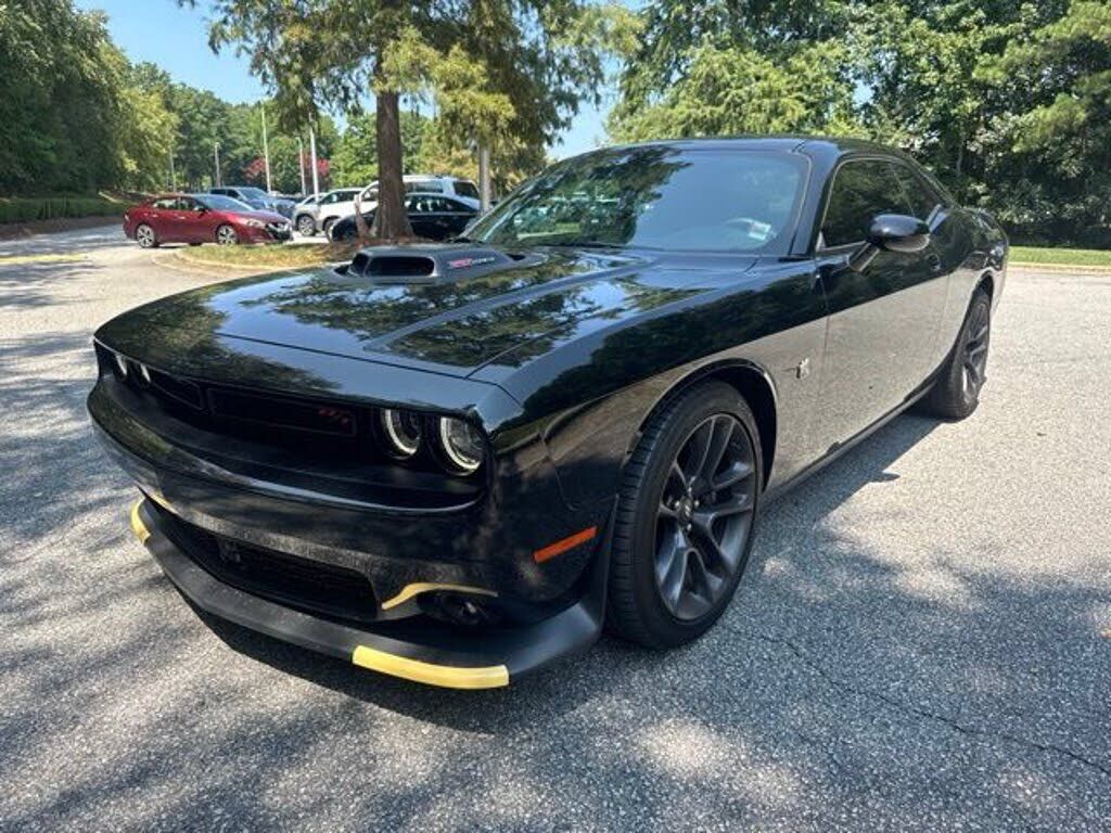 2023 DODGE Challenger