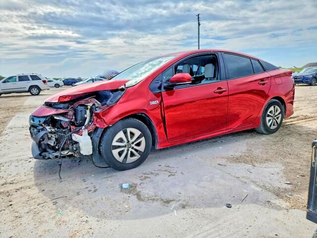 2018 TOYOTA Prius