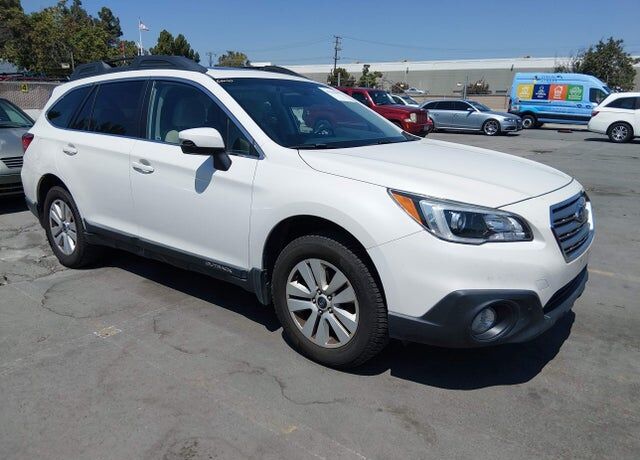 2015 SUBARU Outback