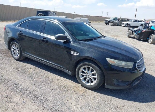 2013 FORD Taurus