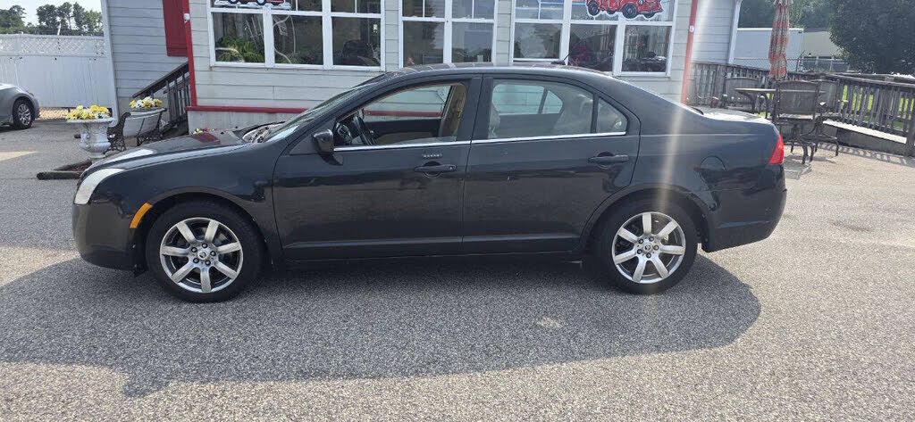 2010 MERCURY Milan