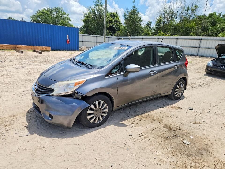 2017 NISSAN Versa