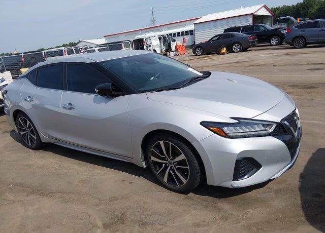 2023 NISSAN Maxima
