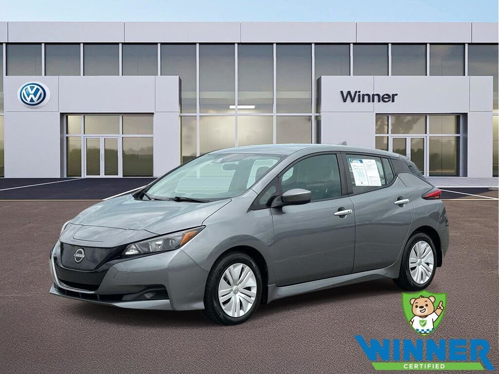 2023 NISSAN Leaf