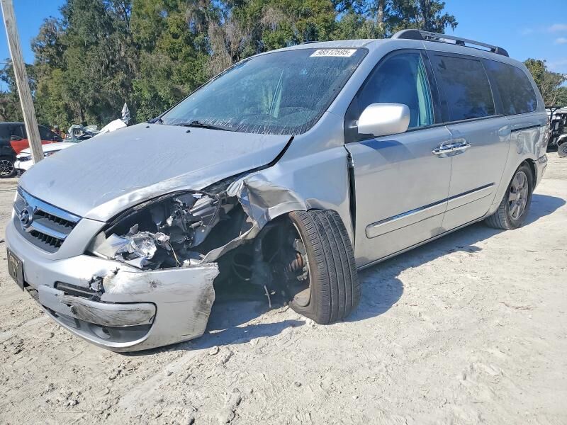 2007 HYUNDAI Entourage