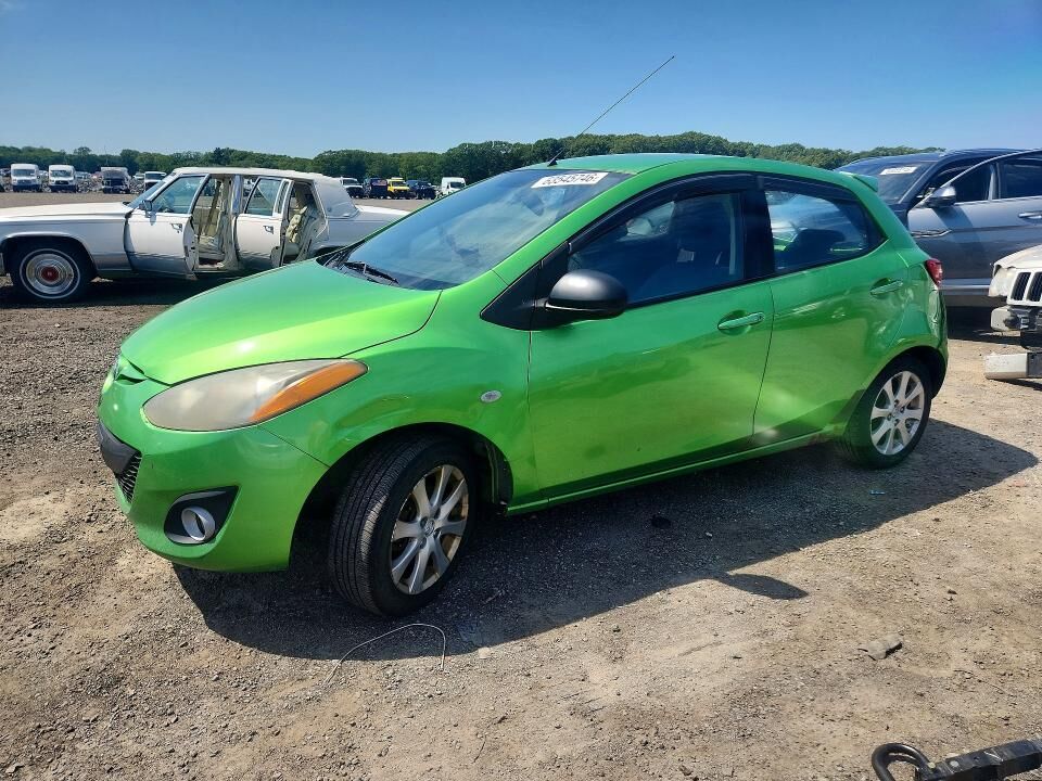 2011 MAZDA Mazda2