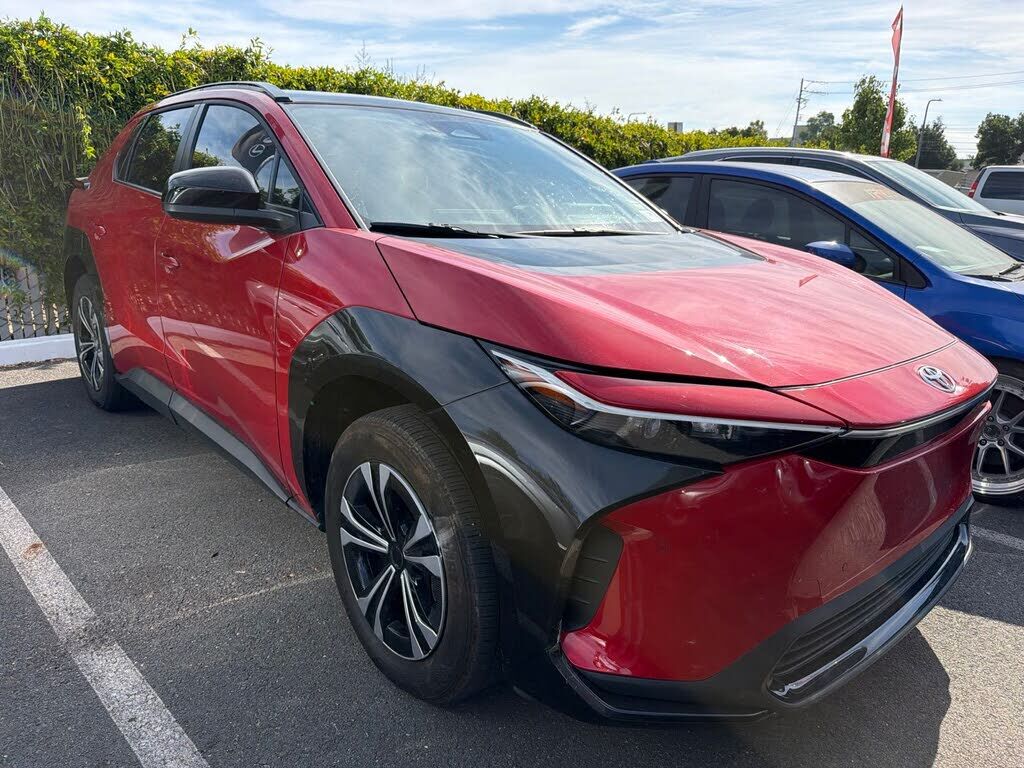 2024 TOYOTA bZ4X