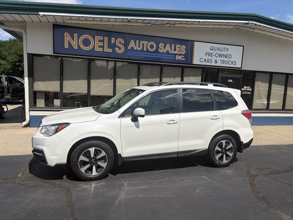 2017 SUBARU Forester
