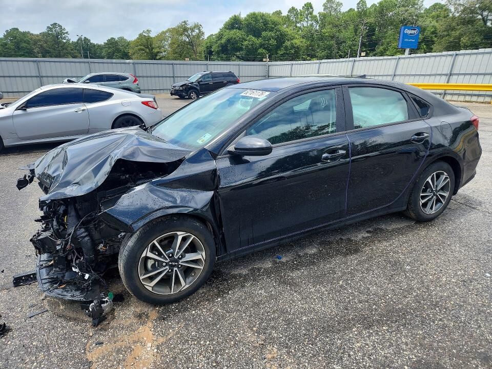2024 KIA Forte