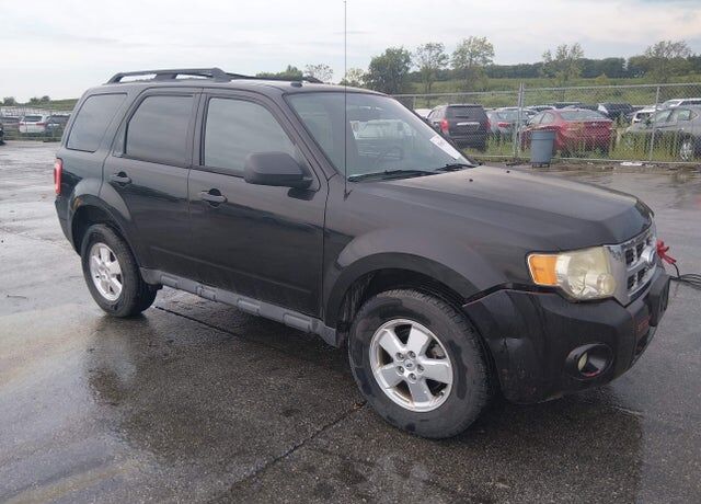 2011 FORD Escape