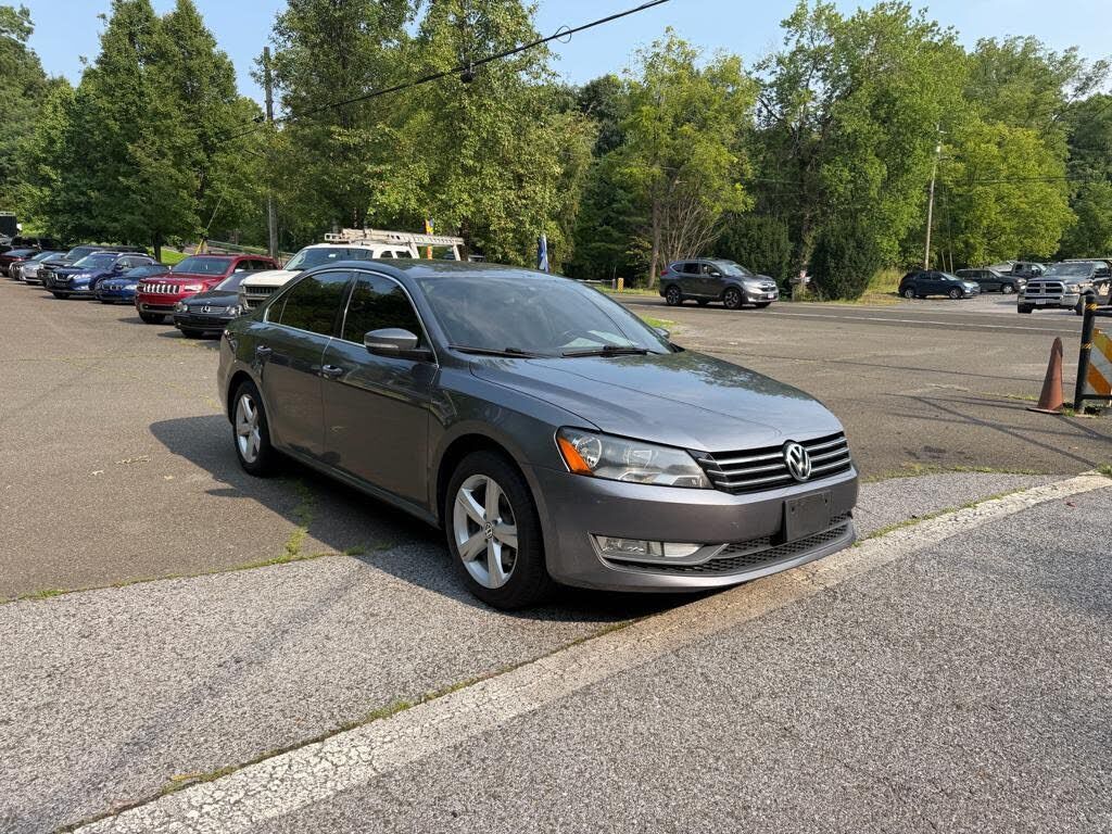 2015 VOLKSWAGEN Passat