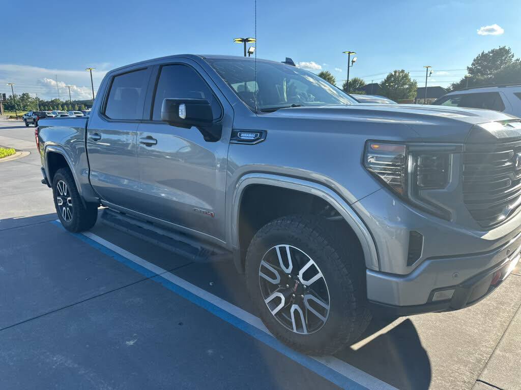 2024 GMC Sierra