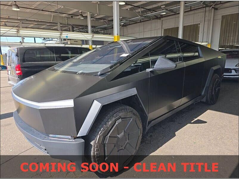 2025 TESLA Cybertruck