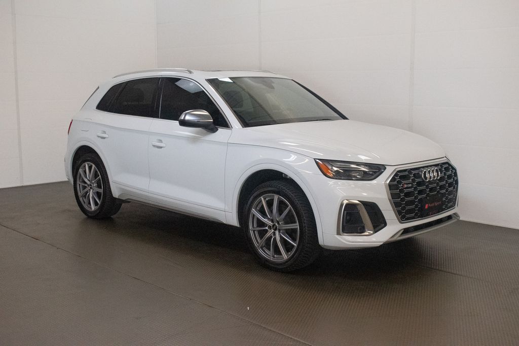 2022 AUDI SQ5