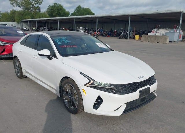 2022 KIA K5