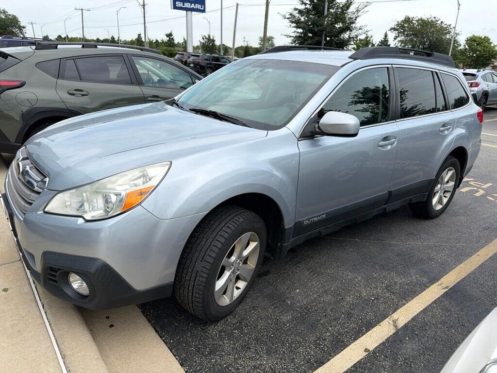 2014 SUBARU Outback