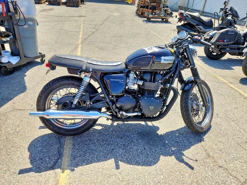 2013 TRIUMPH Bonneville