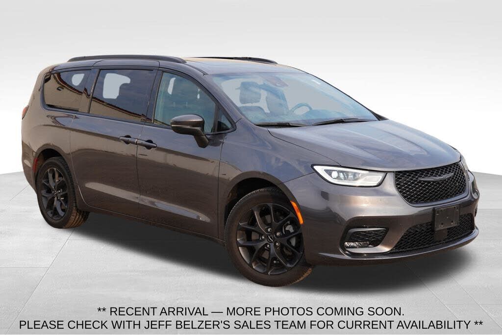 2023 CHRYSLER Pacifica
