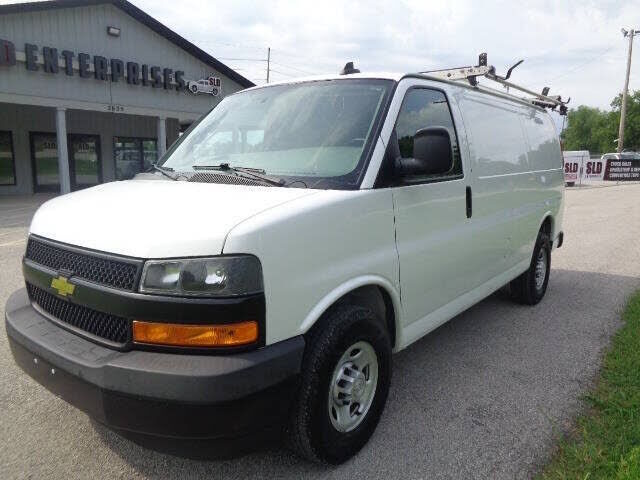2019 CHEVROLET Express