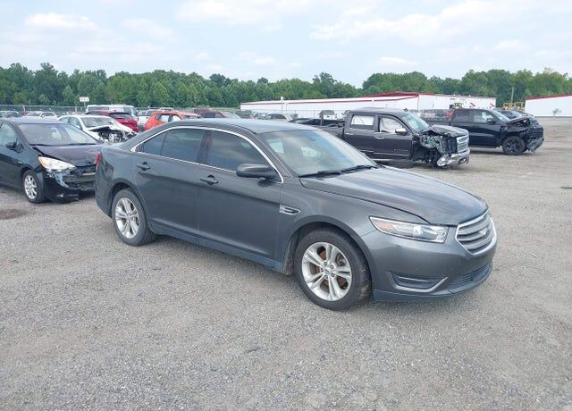 2016 FORD Taurus