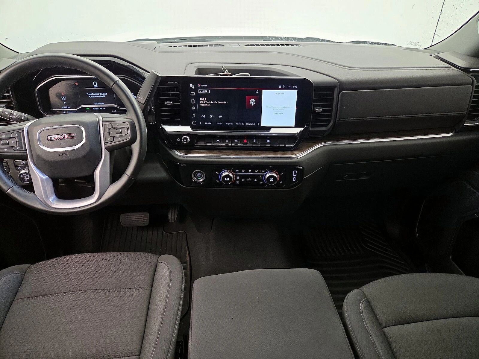 2024 GMC Sierra