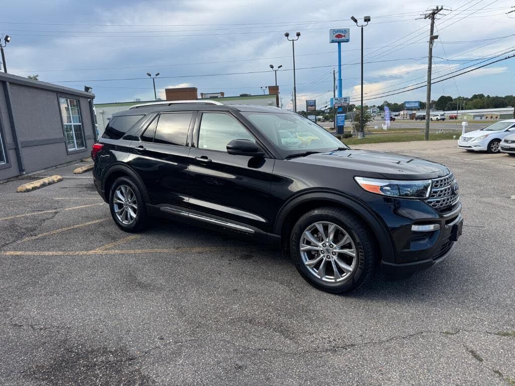 2021 FORD Explorer