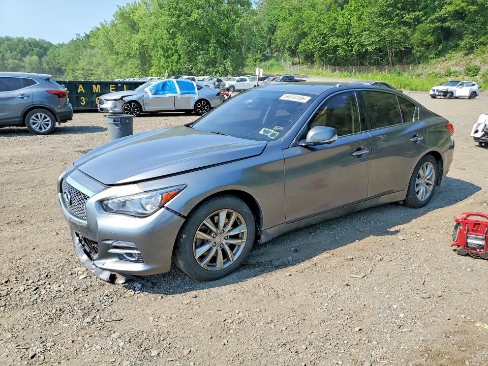 2016 INFINITI Q50