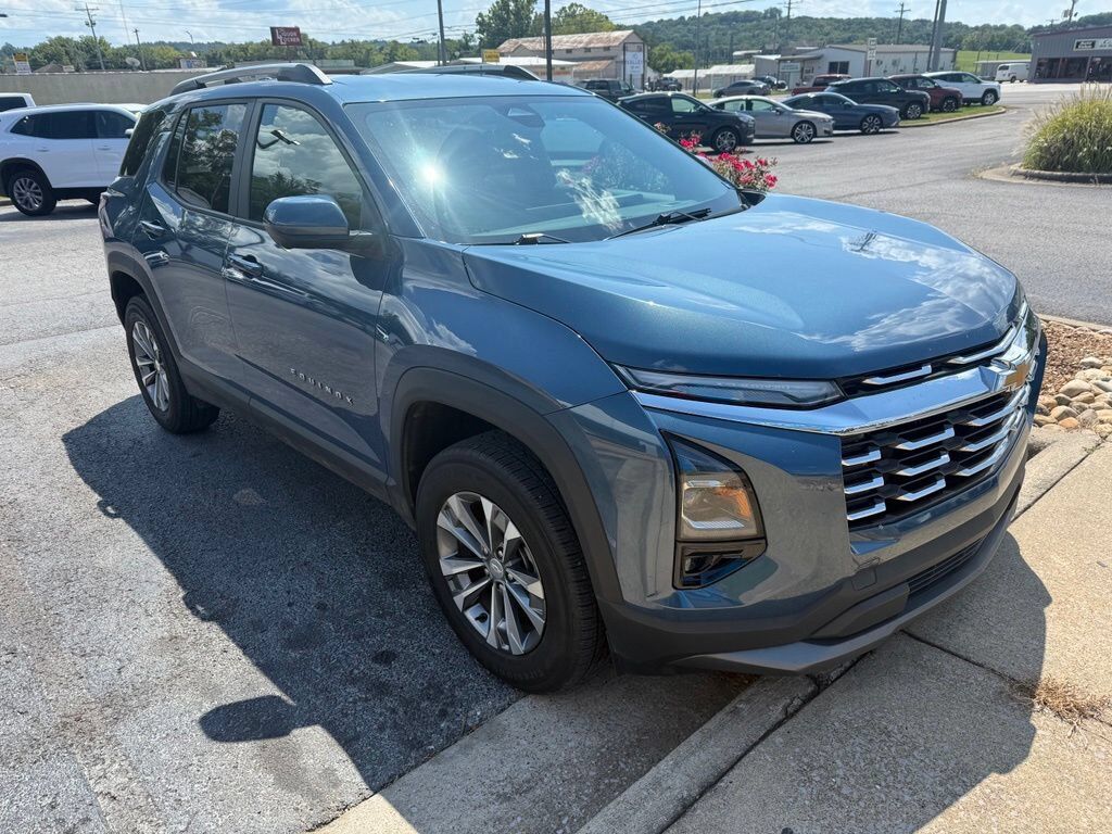 2025 CHEVROLET Equinox