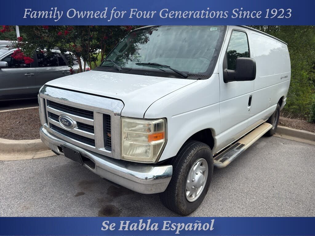 2013 FORD E-250