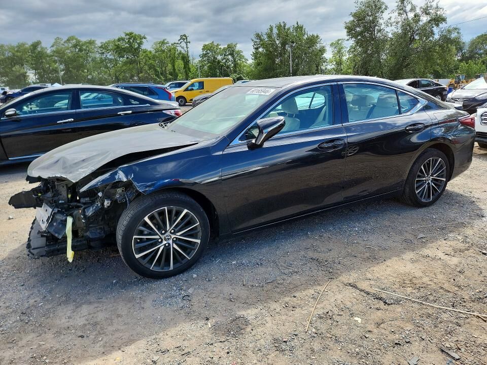 2022 LEXUS ES