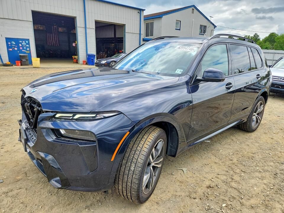 2024 BMW X7