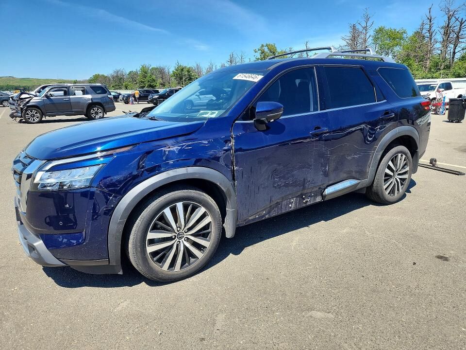 2024 NISSAN Pathfinder