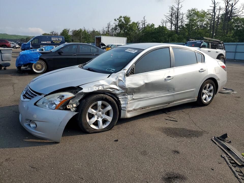 2010 NISSAN Altima