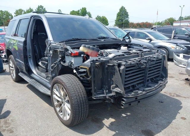 2019 CADILLAC Escalade