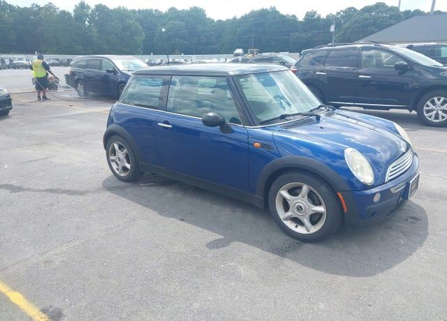 2004 MINI Cooper