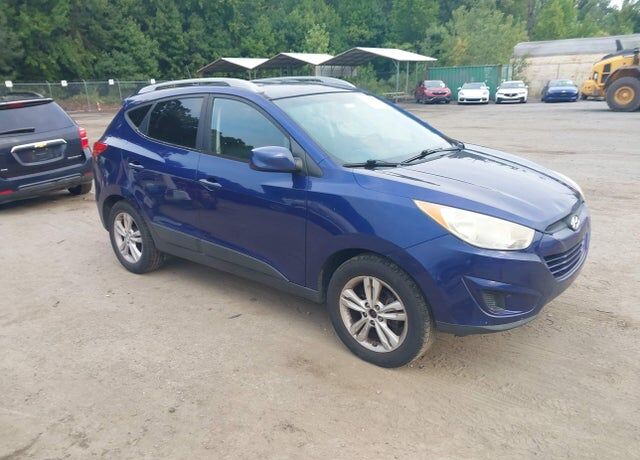 2011 HYUNDAI Tucson