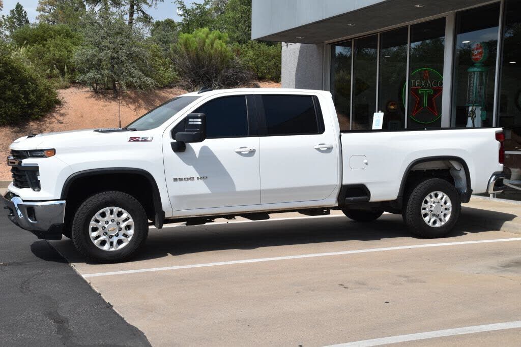 2024 CHEVROLET Silverado HD