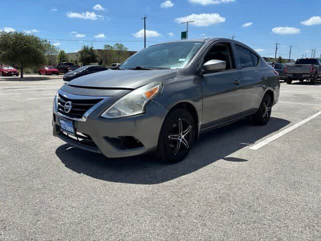 2017 NISSAN Versa