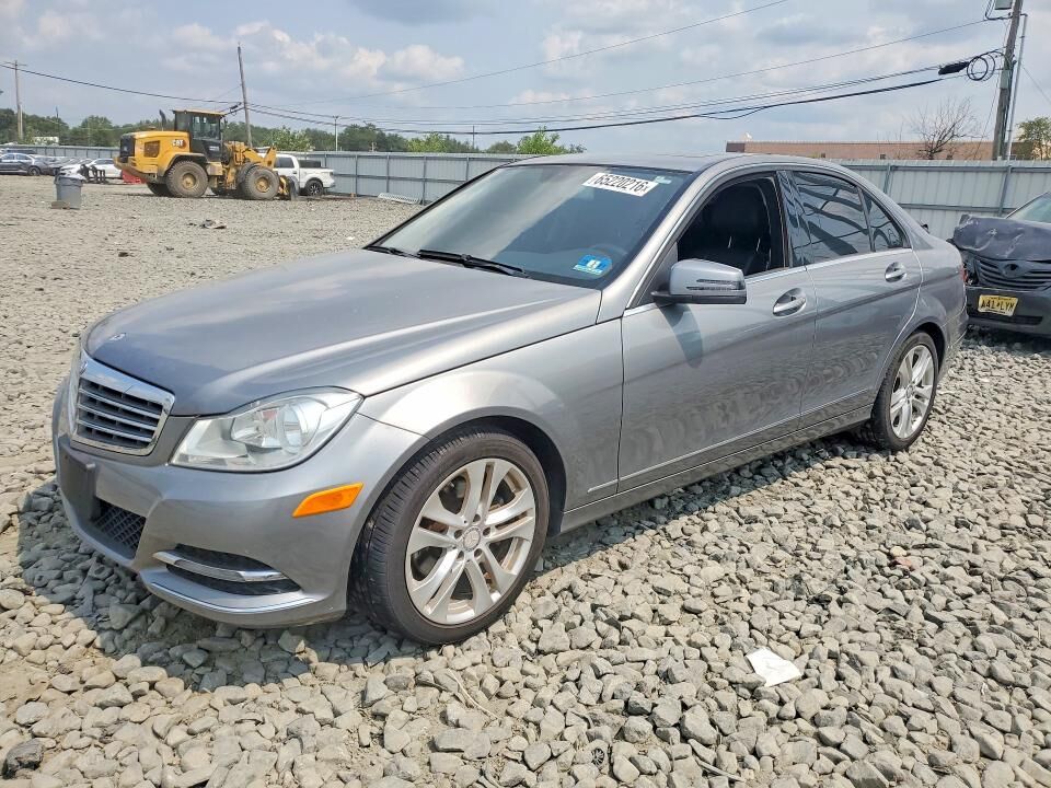 2012 MERCEDES-BENZ C-Class
