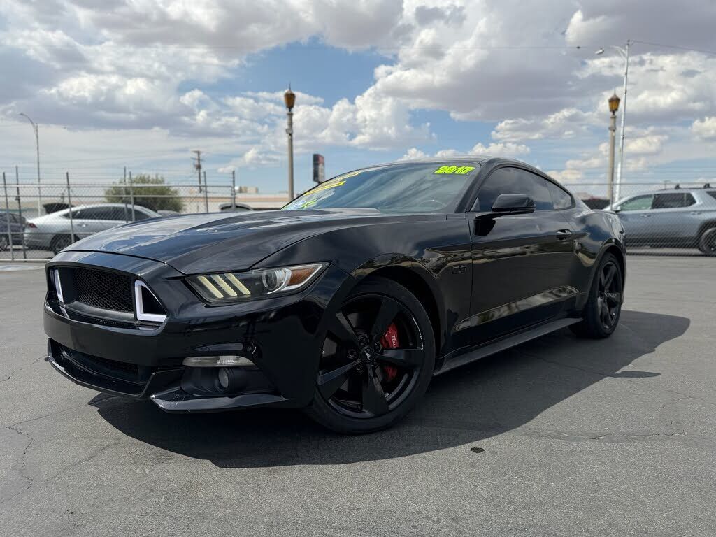 2017 FORD Mustang
