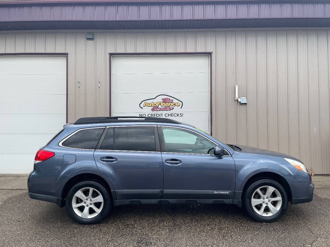 2013 SUBARU Outback