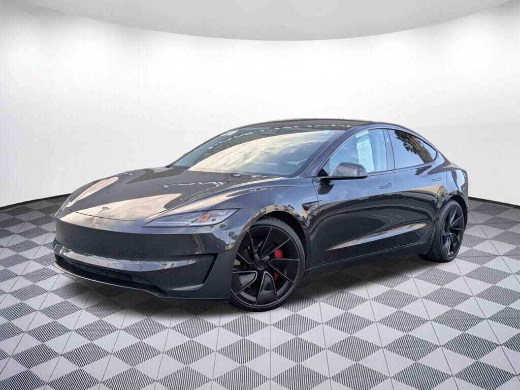 2024 TESLA Model 3