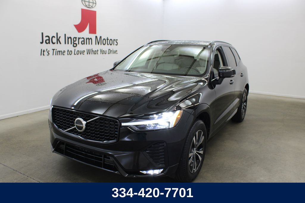 2024 VOLVO XC60