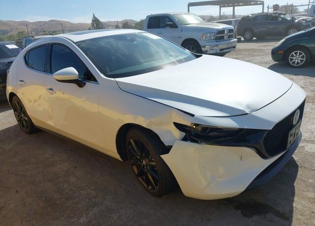 2023 MAZDA Mazda3